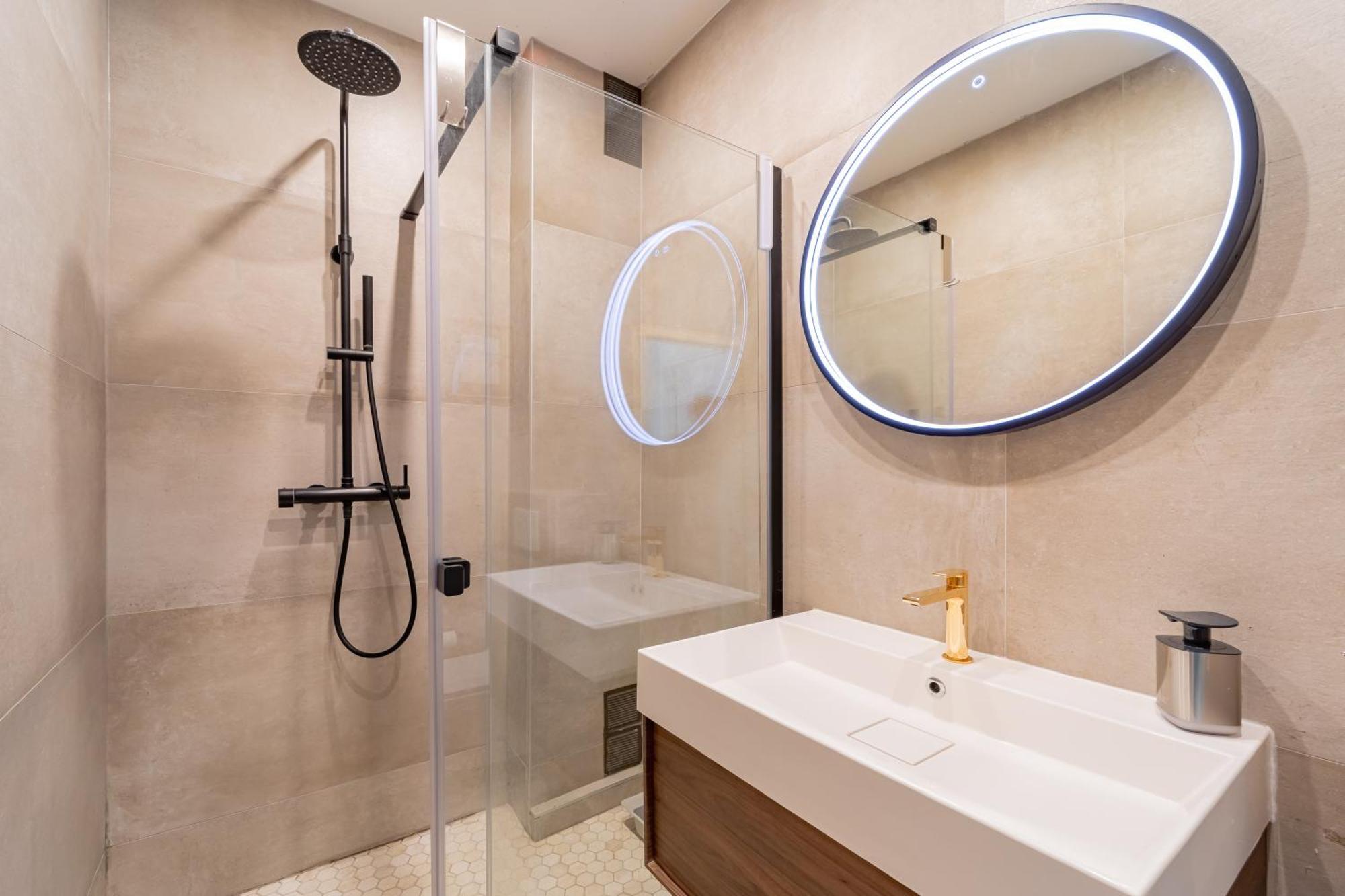 Nice Stay In City Center With Parking Boulogne-Billancourt Buitenkant foto